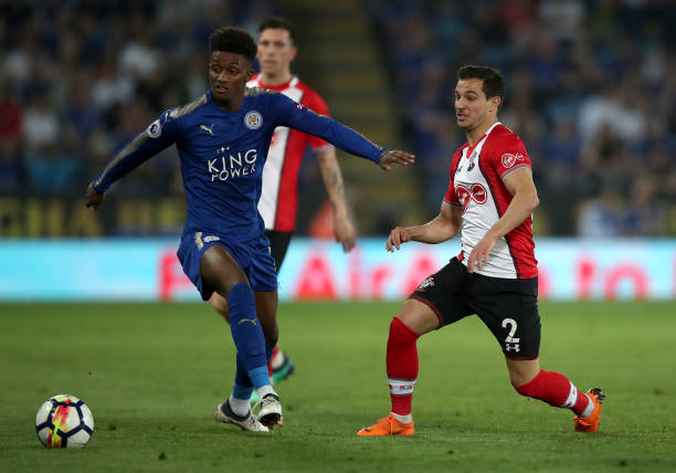 多方面的 多方面的