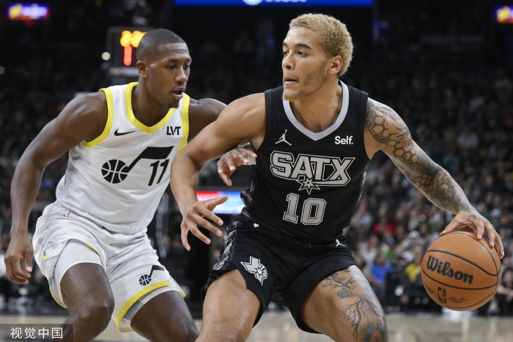 看这场风暴 看这场风暴