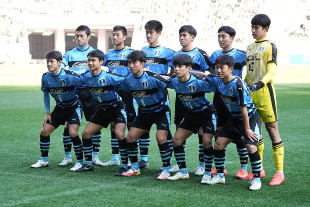 年对手却传 年对手却传